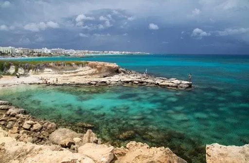 Central Protaras Villa 3 Bedrooms Private Pool Villa Dafnis Morfi Close To Protaras Strip 0*,  Zypern