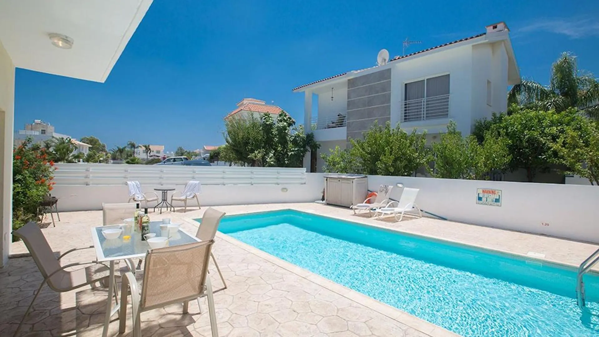 Central Protaras Villa 3 Bedrooms Private Pool Villa Dafnis Morfi Close To Protaras Strip