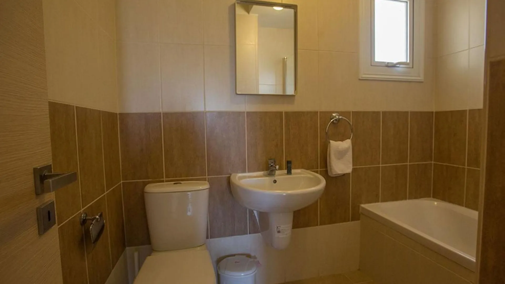 Central Protaras Villa 3 Bedrooms Private Pool Villa Dafnis Morfi Close To Protaras Strip 0*,