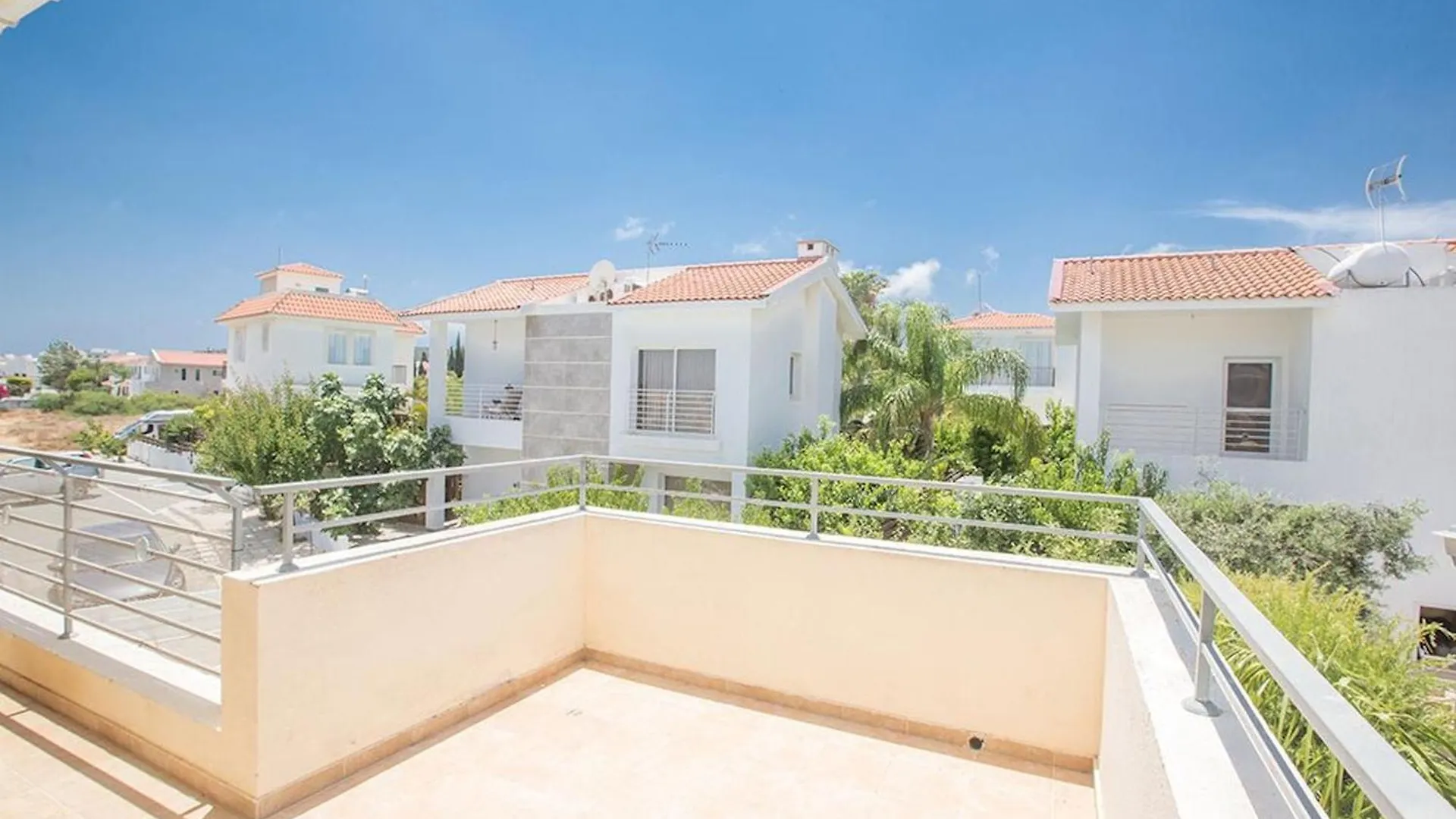 Central Protaras Villa 3 Bedrooms Private Pool Villa Dafnis Morfi Close To Protaras Strip